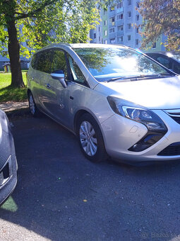 Opel zafira tourer 2.0cdti 7miestne - 18