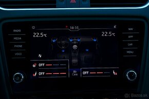 Škoda Octavia Combi 2.0 TDI Style DSG 4x4 Virtual KESSY - 18