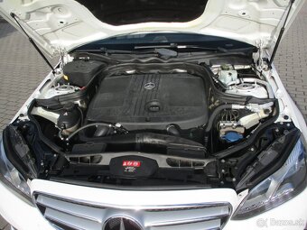 MERCEDES E250 BlueTEC 4-Matic Avantgarde 12/2013 - 18