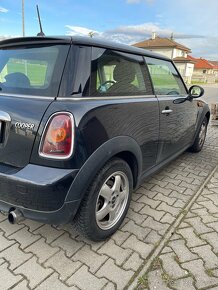 Mini Cooper 1.6 88 kW - 18