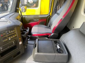 8749 - Volvo FMX 370 - 6x4 - Sklápěč S2 + Bordmatik – EURO 6 - 18