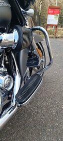 Harley Davidson Street glide - 18