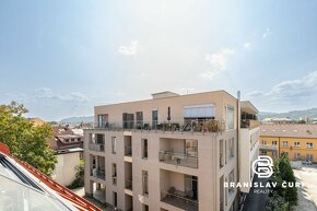 Exkluzívny 4 izb. byt Prešov, CENTRUM MESTA, 102 m2, zastreš - 18