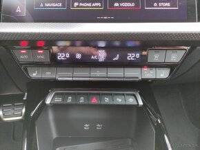 Audi RS3 FACELIFT MATRIX SONOS HUD KAMERA ZÁRUKA MY 2025 - 18