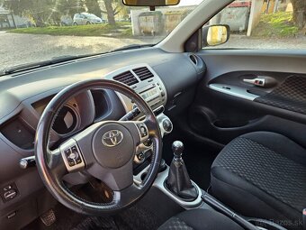 Toyota Urban Cruiser 1.4 I D-4D AWD Sol. - 18