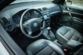 ŠKODA OCTAVIA 1.9 TDI DSG ELEGANCE - 18