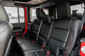 Jeep Wrangler Rubicon Unlimited - 18