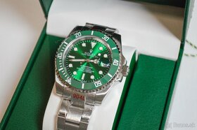 Hodinky Submariner . - 18