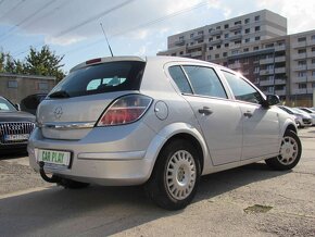 Opel Astra Classic 1.4 16V - 18