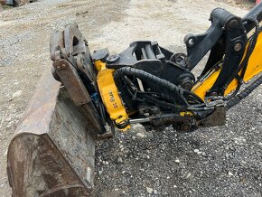 JCB 8055RTS s rototiltom Engcon a centrálnym mazaním - 18