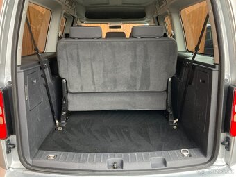 VOLKSWAGEN CADDY MAXI 1,6 TDi 7míst záruka km - 18