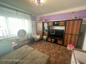 GESTTO | 5-IZBOVÝ RODINNÝ DOM | HOSTE | 619 m2 POZEMOK - 18