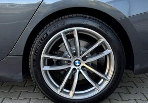 BMW 318d - 18