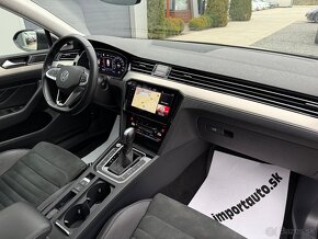 Volkswagen Passat Variant 2.0 TDI EVO Elegance DSG Combi - 18