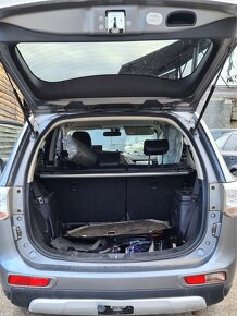 Mitsubishi Outlander 3, 2014, automat, 4x4, HAVAROVANÉ - 18