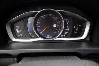 Volvo V60 T3 1.5L Momentum Geartronic - 18