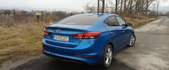 Hyundai Elantra Prémium 65000km - 18