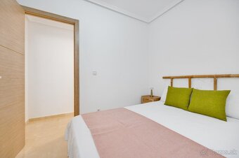 Na prodej 4kk(90m2) apt s balkonem a s dvěma koupelnami - 18