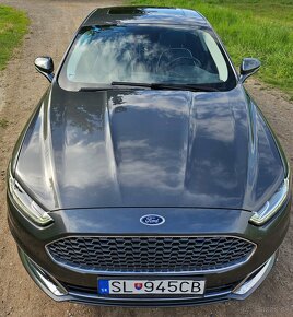 Ford Mondeo 2.0 l HEV Vignale A/T  Rodinné vozidlo , Sedan - 18