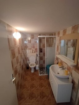 CHORVÁTSKO - Dom s troma apartmánmi - Donji Karin, Zadar - 18