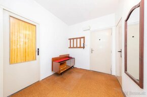 MIKELSSEN - Na predaj 4 izbový byt vo vyhľadávanej štvrti Ra - 18
