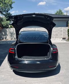 Tesla Model 3 Standard Range Plus 54kWh RWDSedan - 18