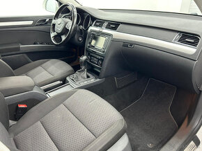 Škoda Superb Combi 2.0 TDI CR 4x4 170k Elegance - 18