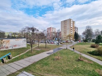 Veľmi pekný 3-izbový byt so šatníkom, 68 m², Lesnícka ulica - 18