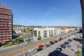 | 4i byt, ICT Vajnorská,BA III-Nové Mesto 128,44 m2 REZERVOV - 18