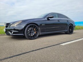 Predám mercedes cls w219 originál 6.3amg - 18