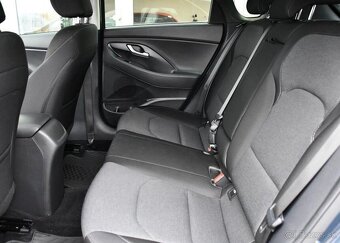 Hyundai i30 1.0T-GDi NAVI KAMERA ČR 88 kw - 18