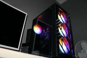 Herny PC RGB - 18