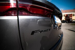 Jaguar F-Pace 2.0d I4 D165 MHEV S AWD A/T AJ NA SPLÁTKY - 18