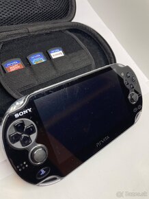 PS VITA PCH-1004 OLED +4hry+4gb karta - 18