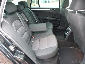 Škoda Superb Combi 2.0 TDI CR 4x4 140k Family DSG - 18