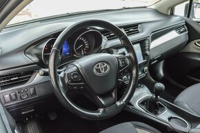 Toyota Avensis Combi 2.0 D-4D S&S Executive, model 2018 - 18