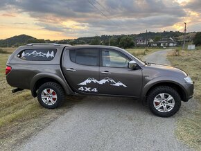 MITSUBISHI L200 2,5DID 131kw kožený paket r.v.2013 - 18