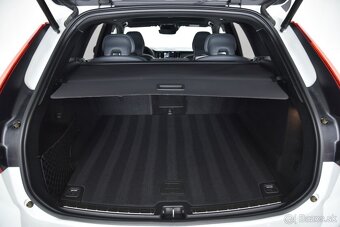 XC60 2.0 D4 R-Design A/T, FULL LED, Lane Assist, El.Kufor - 18