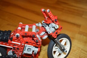 predam dve zriedkave zberatelske LEGO Technic motorky - 18