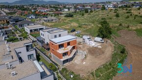 Nadštandardný 5 - izbový byt so záhradou - Ľubotice, Prešov - 18