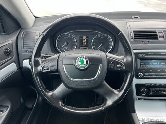 PREDÁM ŠKODA OCTAVIA II FACELIFT 2.0TDi 103kW CR CFHC XENON - 19