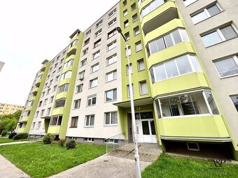 NA PREDAJ 3 IZB. BYT S LOGGIOU, 68M2, UL. S.JURKOVIČA, SENIC - 19