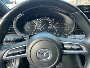 Mazda 3 2.0 Skyactiv G122 Plus Benzín + HEV - 19