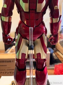 Hot Toys IRON MANA MARK 3 1/4 - 19