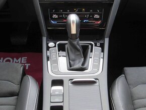 Volkswagen Passat Variant 2.0 TDI EVO Elegance DSG - 19