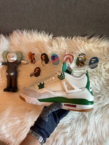 Jordan 4 - 19