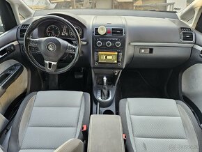 VW Touran CROSS DSG - 19