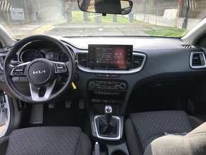 Kia Ceed kombi 1.0 T-GDi r.v.2023 74 kW Bohatá výbava ČR DPH - 19