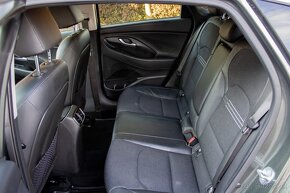 Hyundai i30 Fastback 1.5 T-GDi mHEV iMT Style - 19