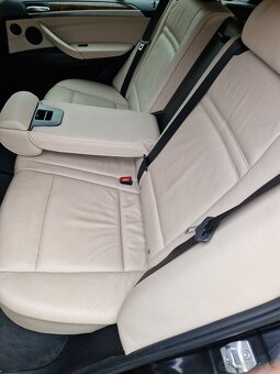 BMW X5 E70 3.0 diesel 2013 180kw vyměním  - zlato, mince - 19